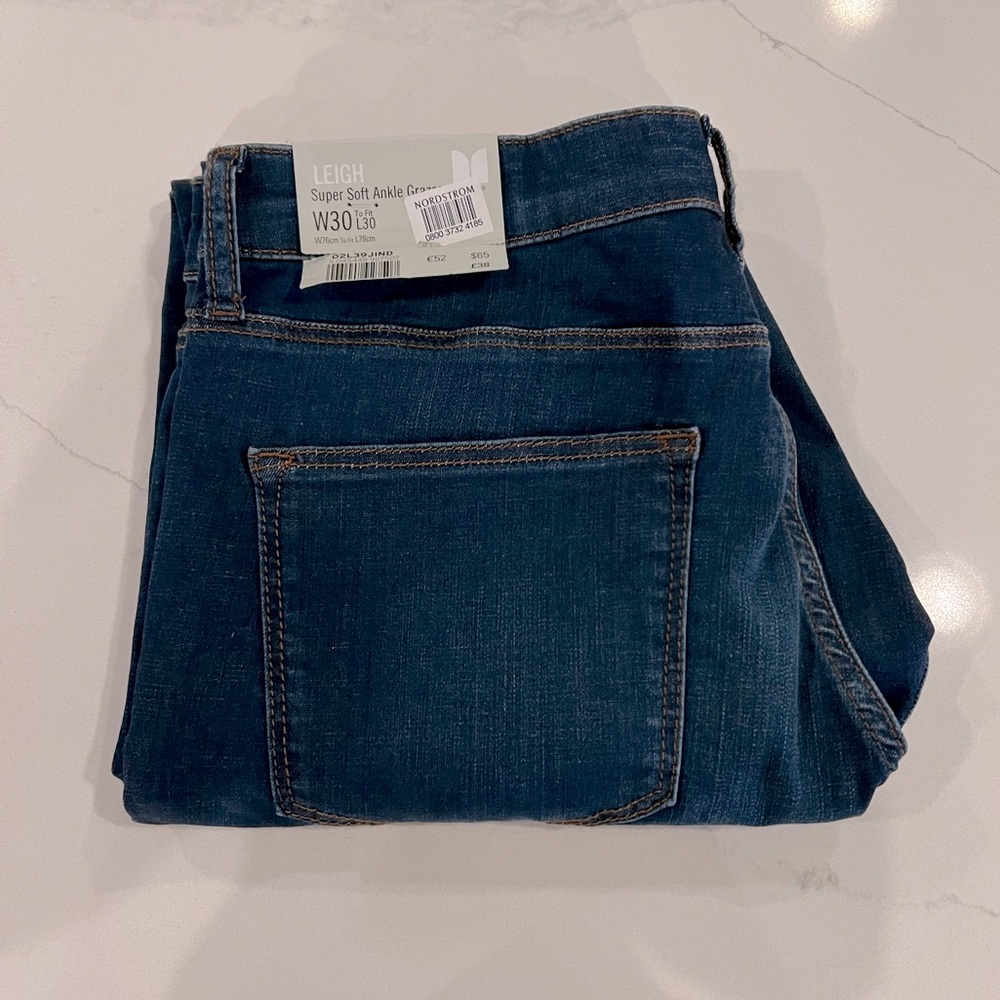 NWT TOPSHOP Moto Jeans Leigh Size 30